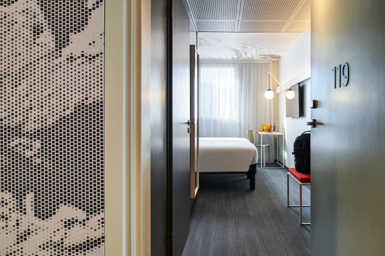 Ibis Montlhery Paris Sud Exterior photo