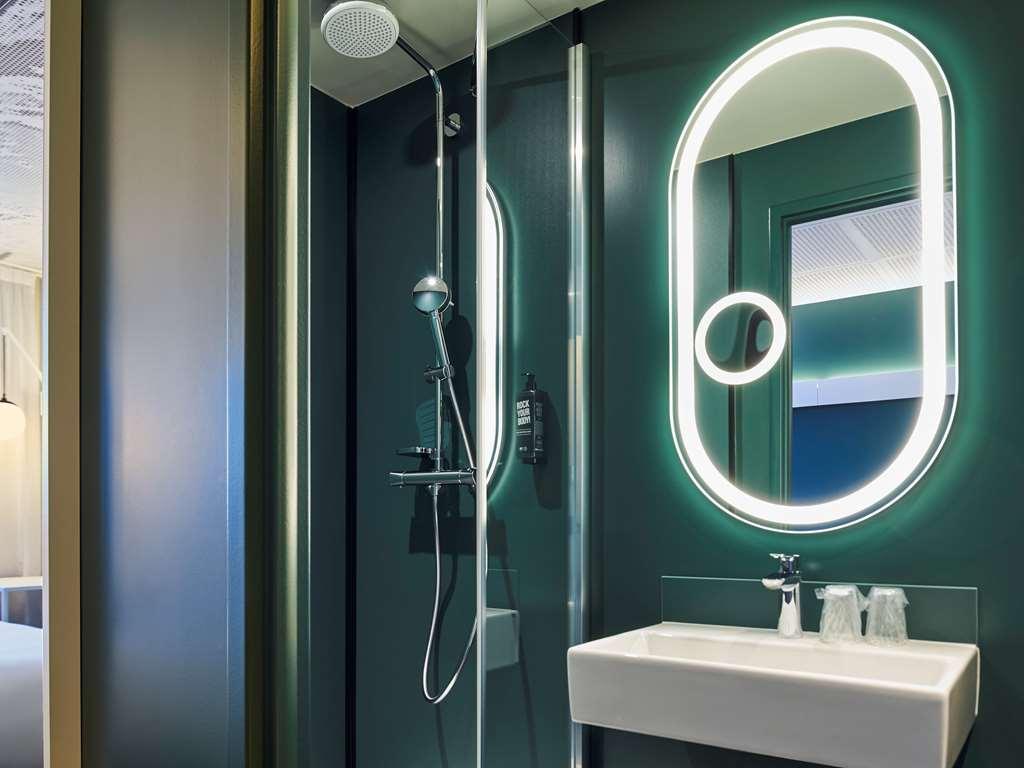 Ibis Montlhery Paris Sud Room photo